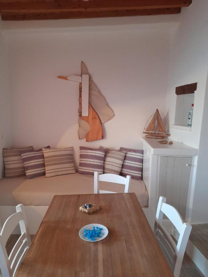 Milos By The Sea - Eco House Plaka  Bagian luar foto